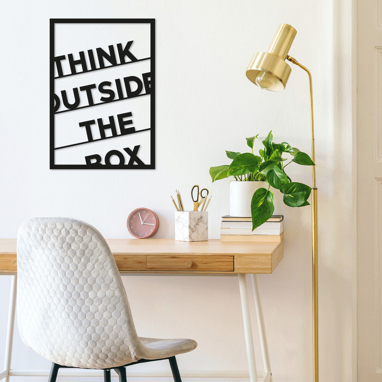 Decoratiune de perete, Think Outside The Box, Metal, Dimensiune: 35 x 50 cm, Negru Decoratiune de perete, Think Outside The Box, Metal, Dimensiune: 35 x 50 cm, Negru