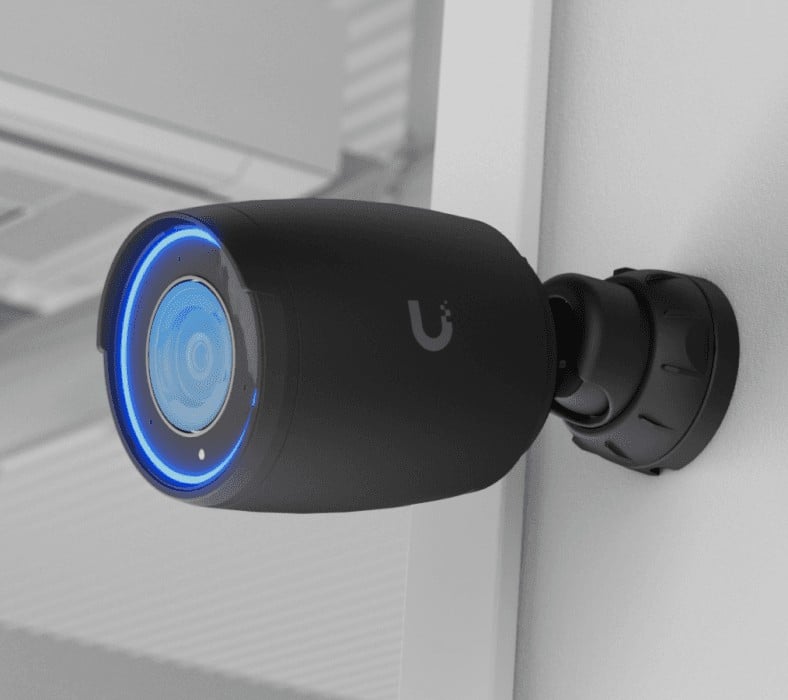 ubiquiti Ubiquiti Indoor/outdoor 4K PoE camera with 3x optical zoom and long-distance smart detection capabilit (UVC-AI-Pro) ubiquiti Ubiquiti Indoor/outdoor 4K PoE camera with 3x optical zoom and long-distance smart detection capabilit (UVC-AI-Pro)