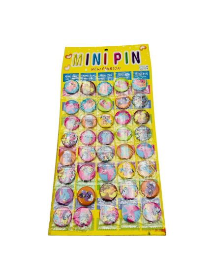 Insigna En-gros pentru copii, figurine animate, 3×3cm, diverse modele Insigna En-gros pentru copii, figurine animate, 3×3cm, diverse modele