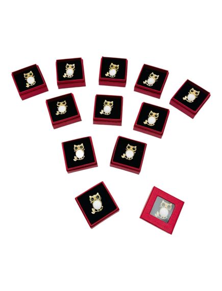Set 24 Brose Martisor in cutiuta cu fereastra, 5×5cm, Bufnita Inteleapta, model 2024, en-gros Set 24 Brose Martisor in cutiuta cu fereastra, 5×5cm, Bufnita Inteleapta, model 2024, en-gros