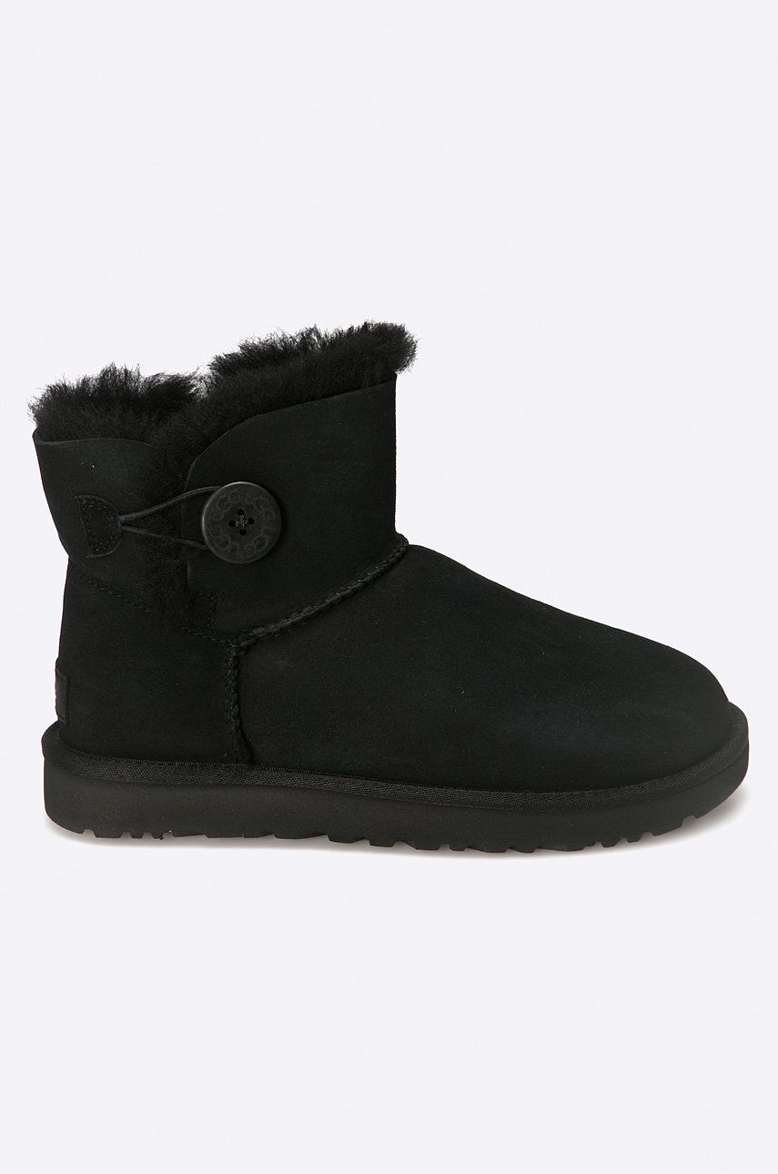 UGG cizme de zăpadă din piele întoarsă Mini Bailey Button II femei, culoarea: negru 1016422.BLK UGG cizme de zăpadă din piele întoarsă Mini Bailey Button II femei, culoarea: negru 1016422.BLK