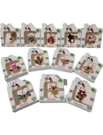 Martisor engros brosa metal set 50/buc pe set diverse brose carton model traditional Martisor engros brosa metal set 50/buc pe set diverse brose carton model traditional