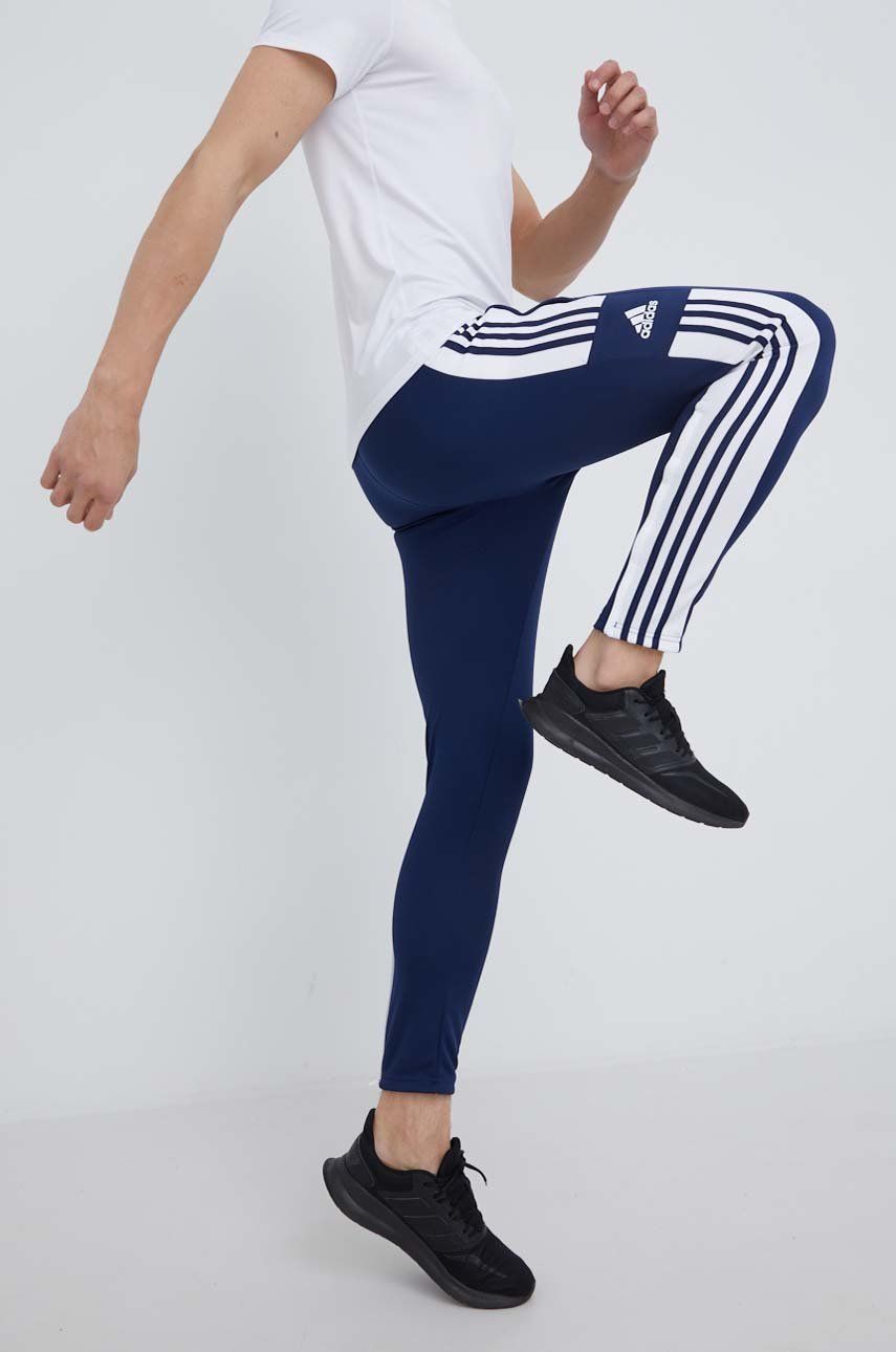 adidas Performance pantaloni de antrenament Squadra 21 HC6273 bărbați, culoarea bleumarin, cu imprimeu HC6273 adidas Performance pantaloni de antrenament Squadra 21 HC6273 bărbați, culoarea bleumarin, cu imprimeu HC6273