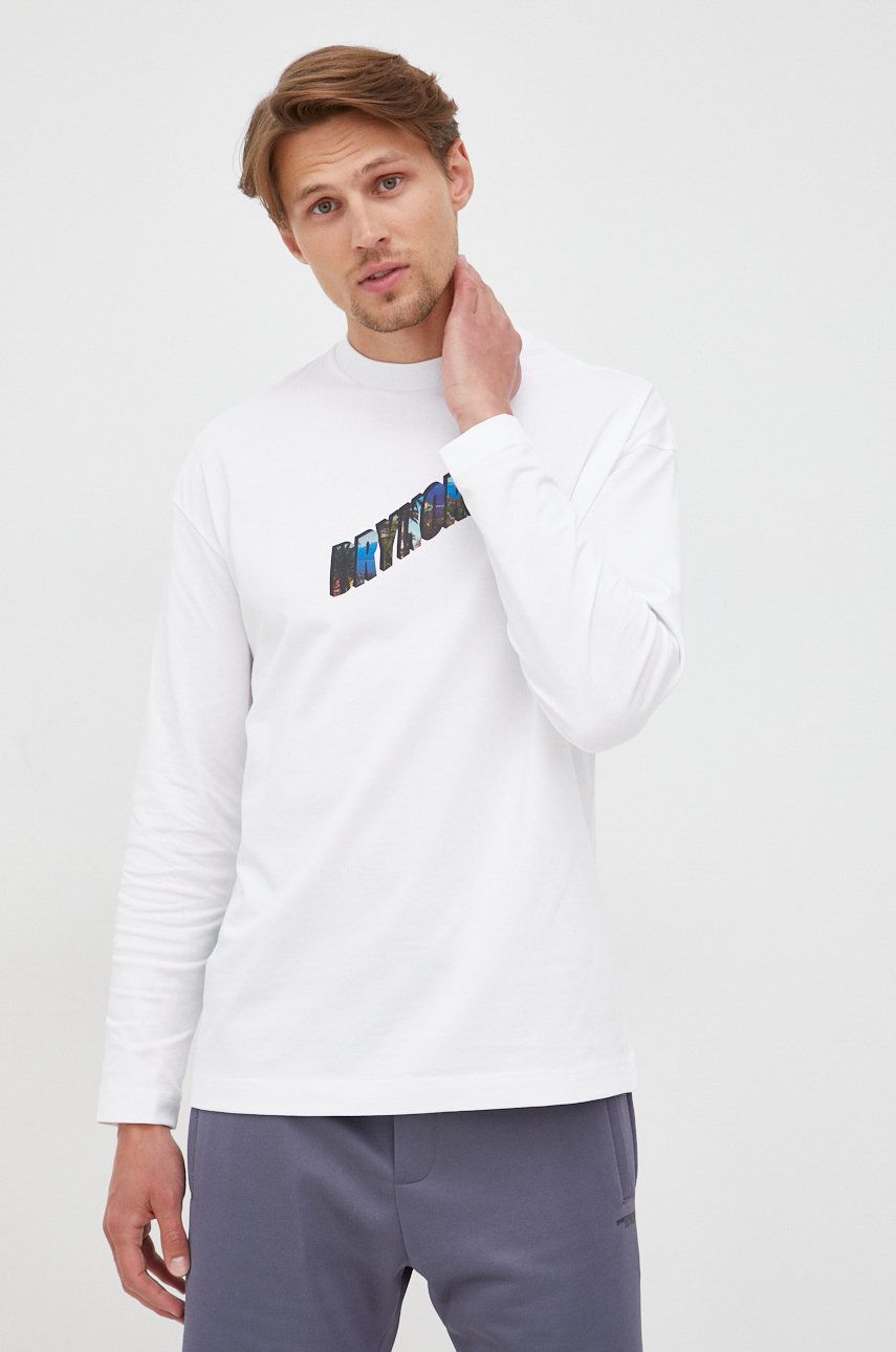 Drykorn longsleeve din bumbac culoarea alb, cu imprimeu Drykorn longsleeve din bumbac culoarea alb, cu imprimeu