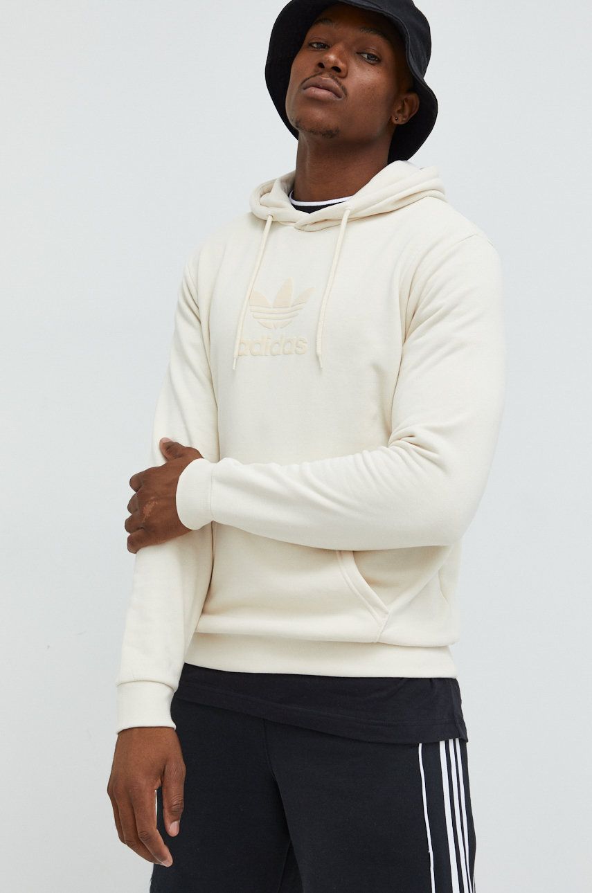 adidas Originals hanorac de bumbac barbati, culoarea bej, cu imprimeu adidas Originals hanorac de bumbac barbati, culoarea bej, cu imprimeu