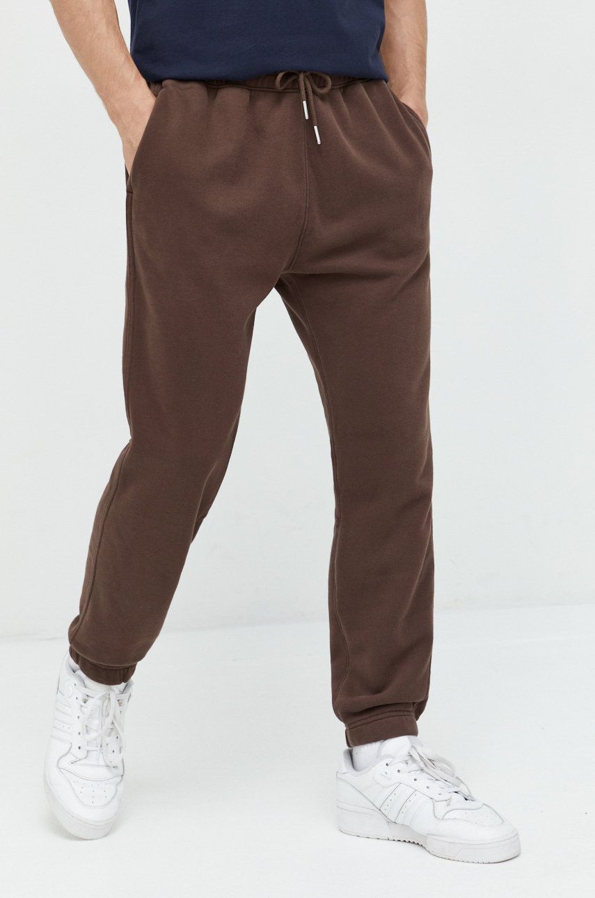 Abercrombie & Fitch pantaloni de trening barbati, culoarea maro, neted Abercrombie & Fitch pantaloni de trening barbati, culoarea maro, neted