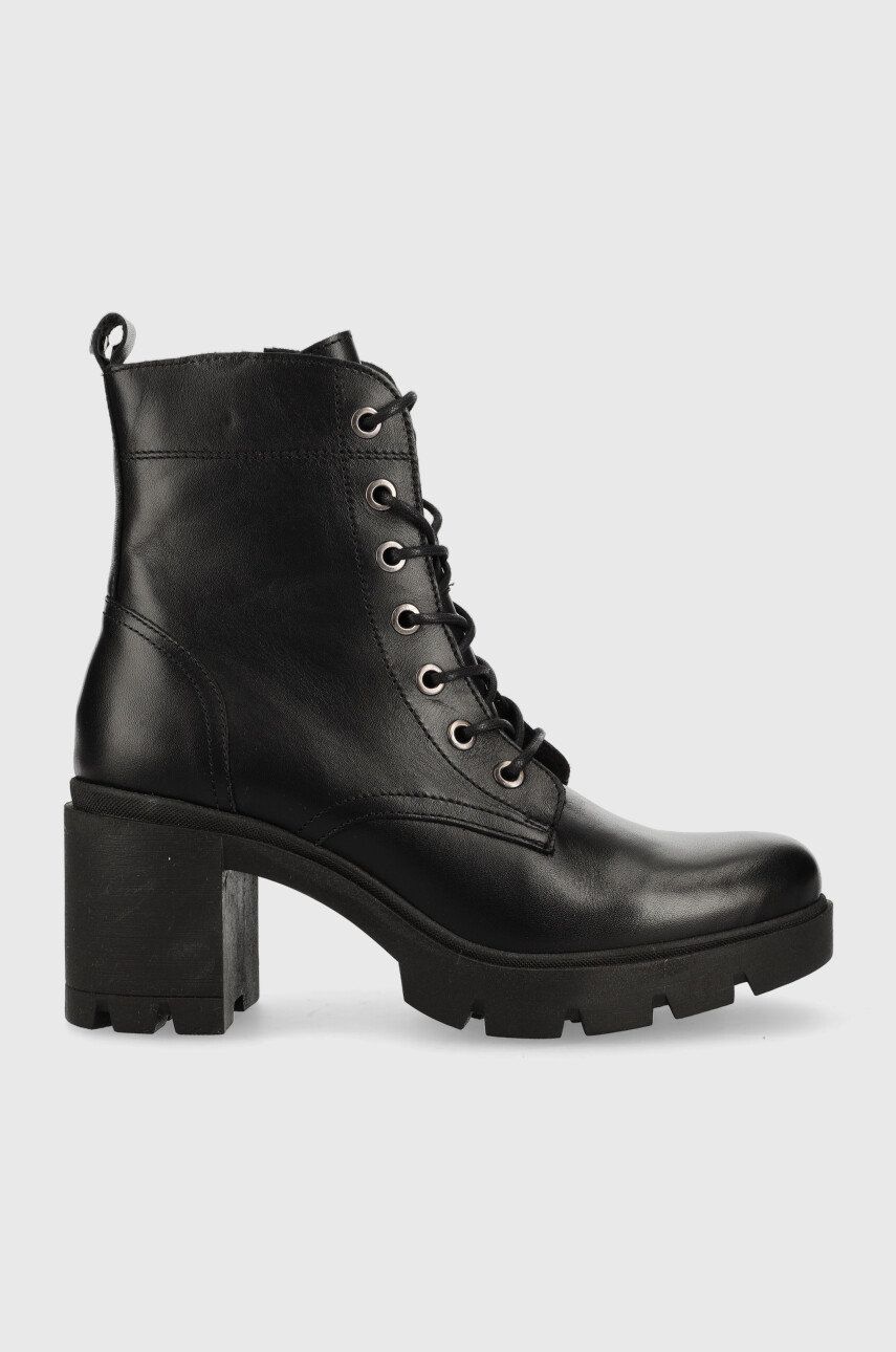 Wojas cizme de piele femei, culoarea negru, cu toc drept, izolat Wojas cizme de piele femei, culoarea negru, cu toc drept, izolat