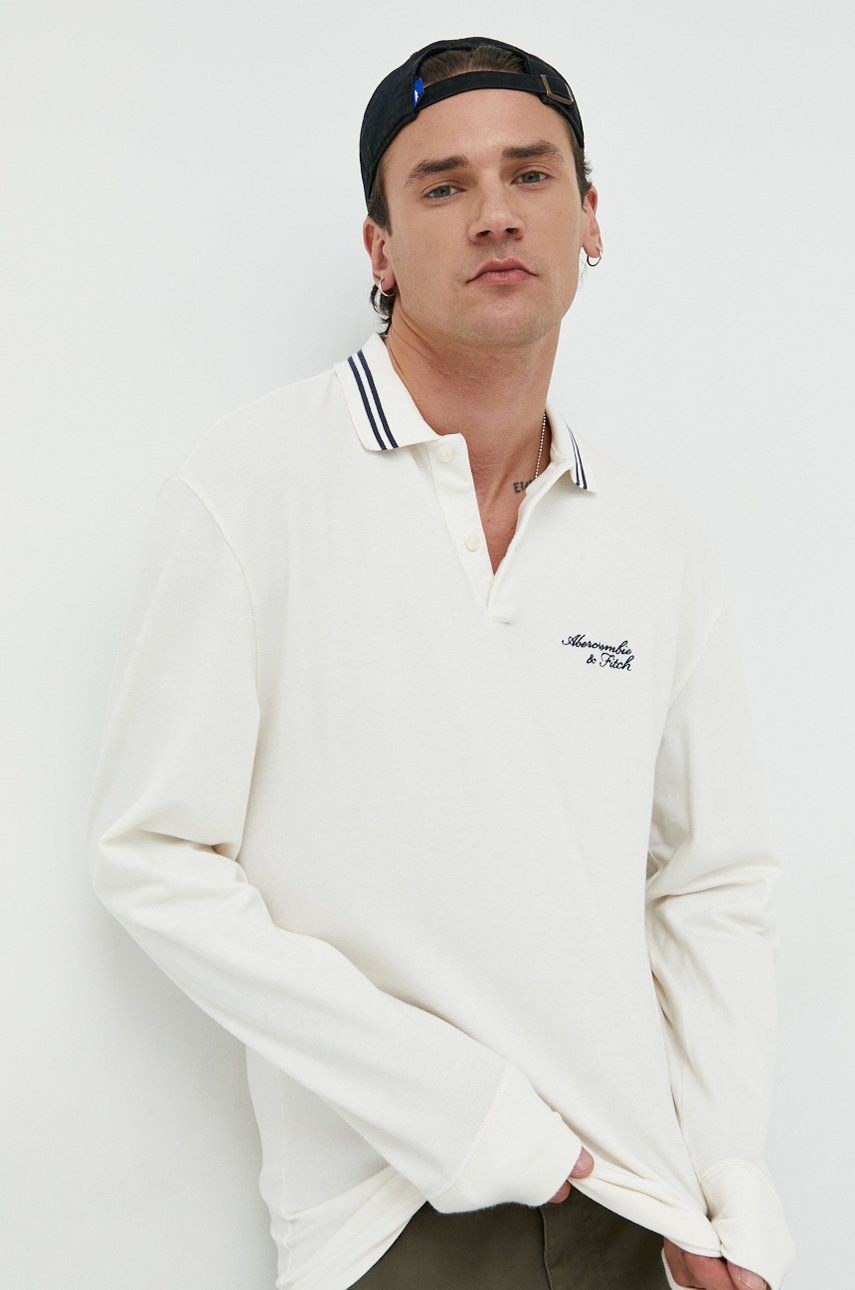 Abercrombie & Fitch longsleeve barbati, culoarea bej, neted Abercrombie & Fitch longsleeve barbati, culoarea bej, neted