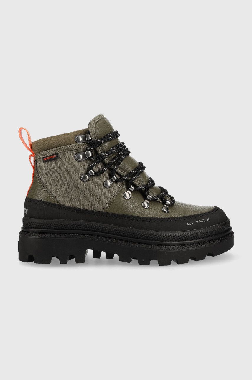 Palladium cizme din piele intoarsa Palladium x Finisterre femei, culoarea verde, cu toc plat Palladium cizme din piele intoarsa Palladium x Finisterre femei, culoarea verde, cu toc plat