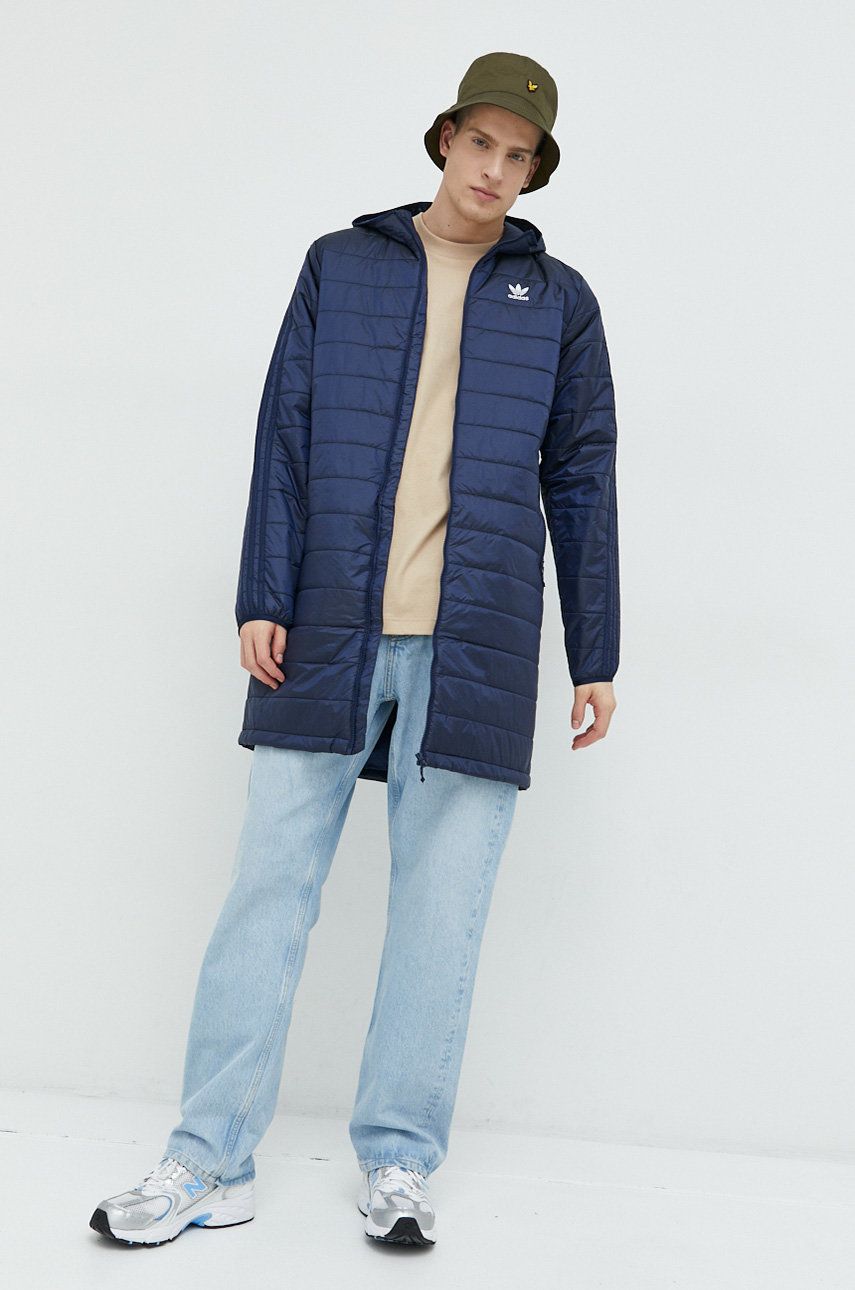 Adidas Originals geaca barbati, culoarea albastru marin, de tranzitie Adidas Originals geaca barbati, culoarea albastru marin, de tranzitie