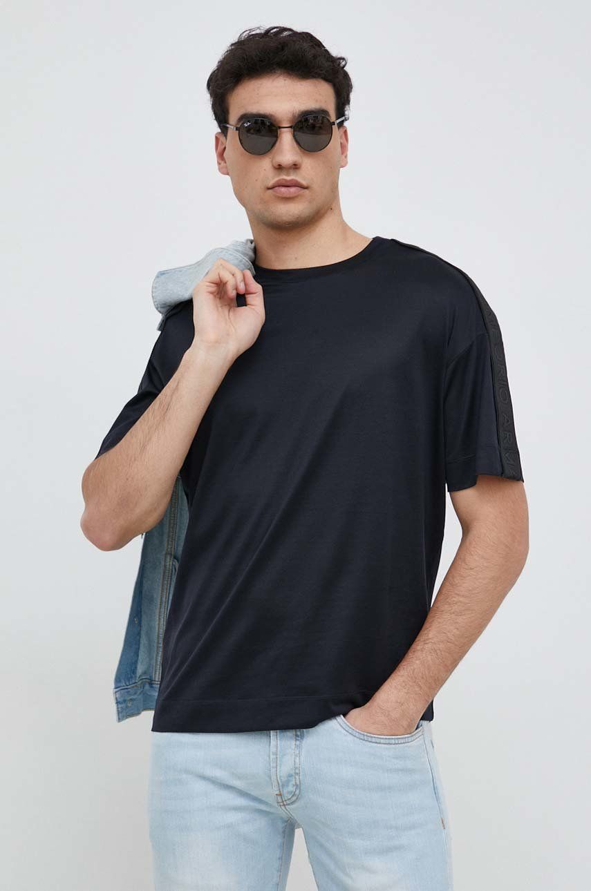 Emporio Armani tricou barbati, culoarea albastru marin, cu imprimeu Emporio Armani tricou barbati, culoarea albastru marin, cu imprimeu