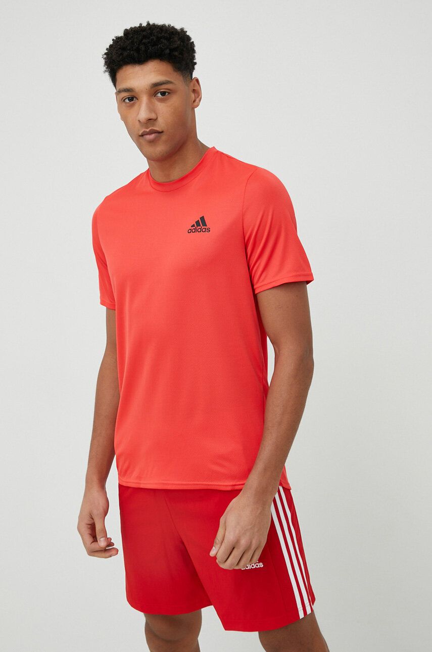adidas Performance tricou de antrenament Designed for Movement culoarea rosu, neted adidas Performance tricou de antrenament Designed for Movement culoarea rosu, neted