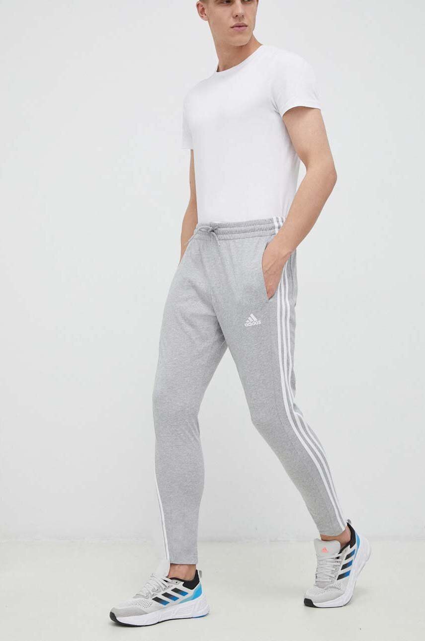 adidas pantaloni de antrenament Essentials culoarea gri, melanj IC0046 adidas pantaloni de antrenament Essentials culoarea gri, melanj IC0046