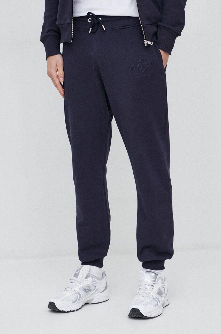 Gant pantaloni de trening din bumbac culoarea albastru marin, neted Gant pantaloni de trening din bumbac culoarea albastru marin, neted
