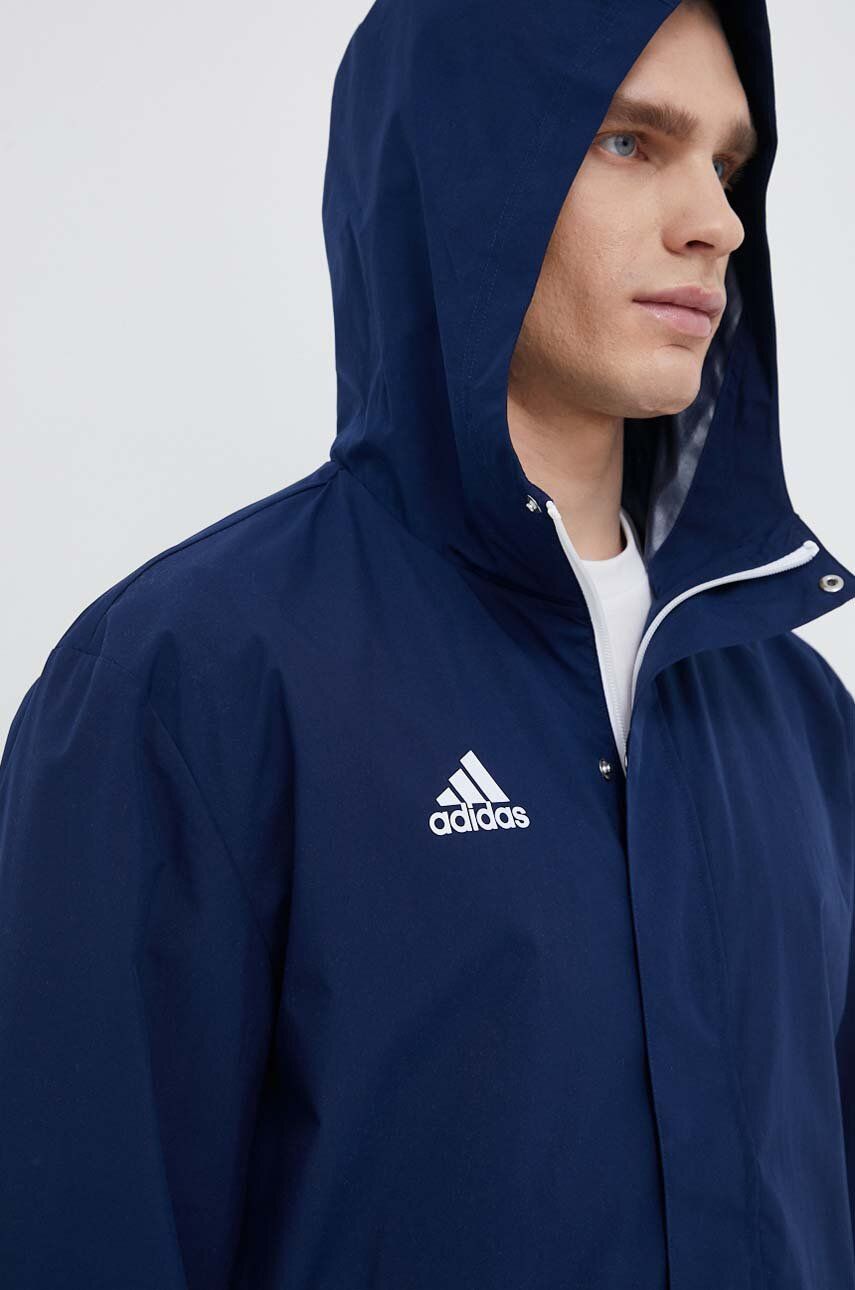 adidas Performance geacă bărbați, culoarea bleumarin, de tranziție IK4011 adidas Performance geacă bărbați, culoarea bleumarin, de tranziție IK4011