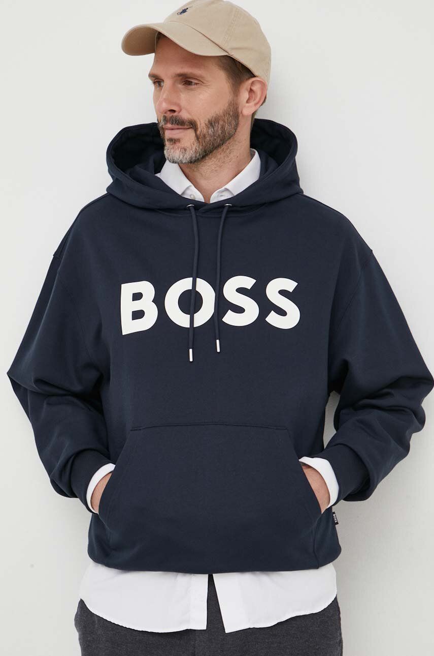 BOSS hanorac de bumbac bărbați, culoarea bleumarin, cu glugă, imprimeu 50496661 BOSS hanorac de bumbac bărbați, culoarea bleumarin, cu glugă, imprimeu 50496661