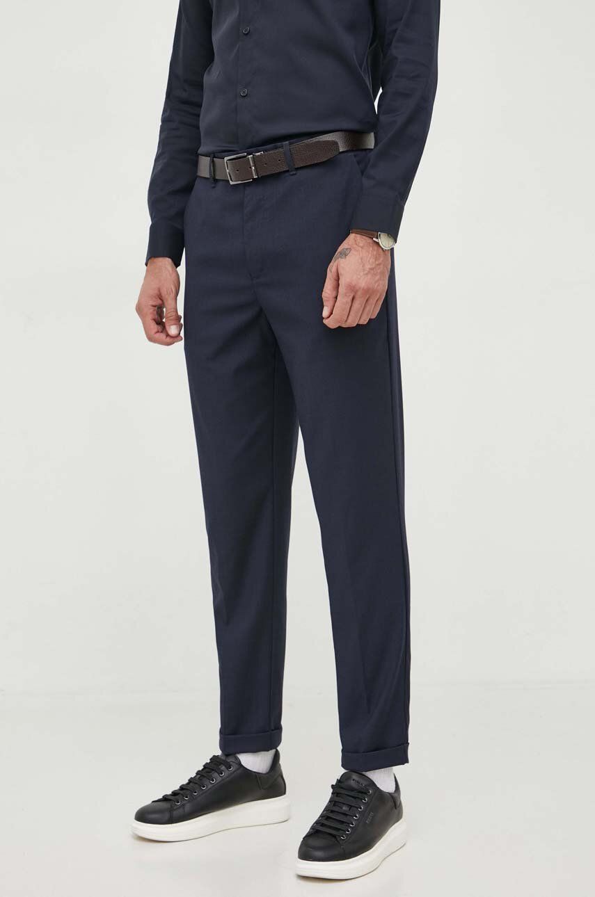 Armani Exchange pantaloni barbati, culoarea albastru marin, drept Armani Exchange pantaloni barbati, culoarea albastru marin, drept
