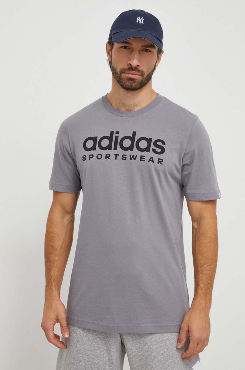 adidas tricou din bumbac bărbați, culoarea gri, cu imprimeu IW8836 adidas tricou din bumbac bărbați, culoarea gri, cu imprimeu IW8836