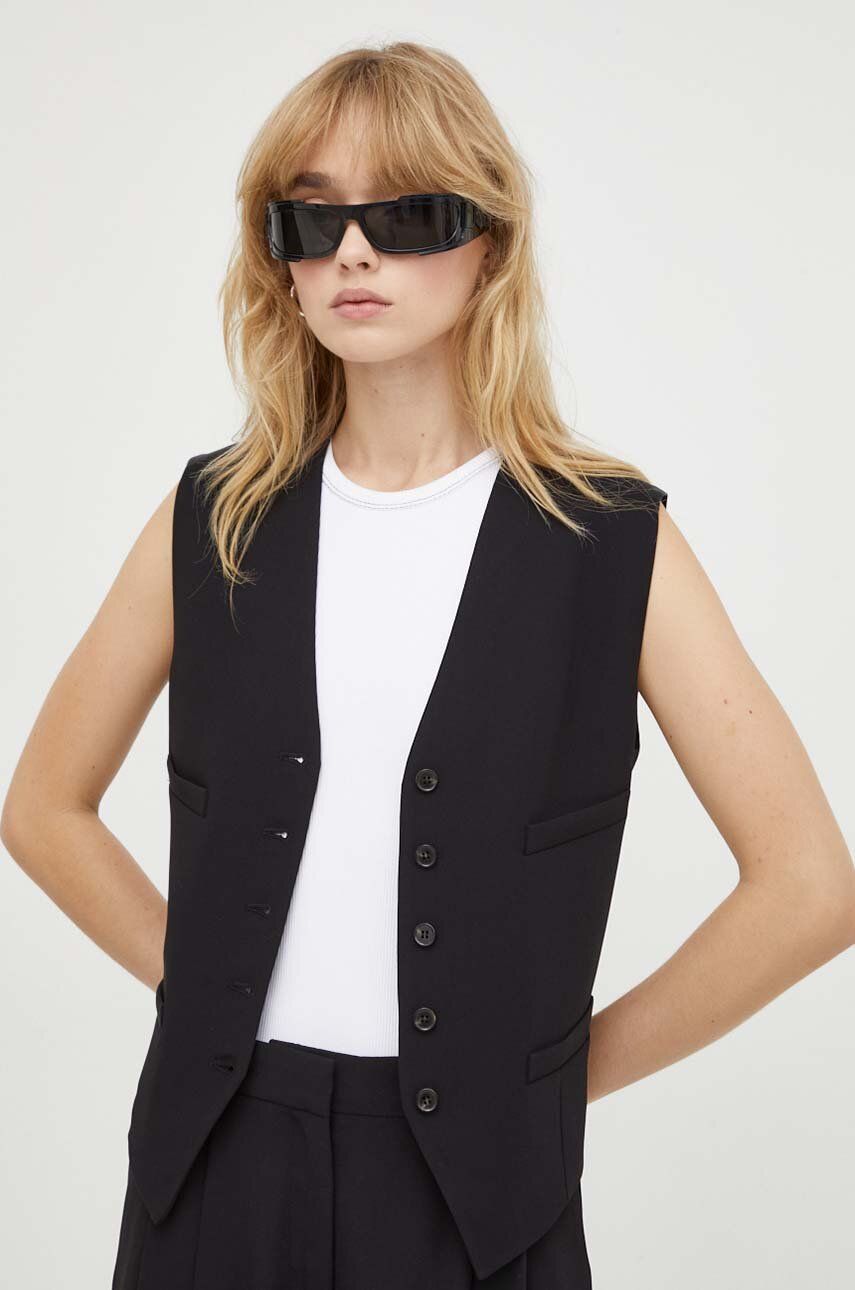 Day Birger et Mikkelsen vesta culoarea negru, un singur rand de nasturi Day Birger et Mikkelsen vesta culoarea negru, un singur rand de nasturi