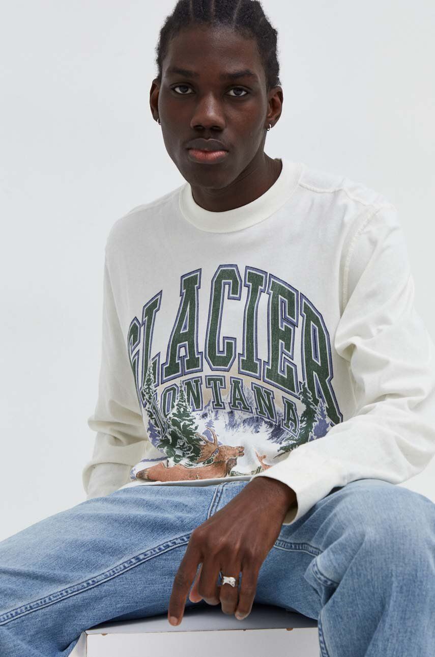 Abercrombie & Fitch longsleeve din bumbac culoarea bej, cu imprimeu Abercrombie & Fitch longsleeve din bumbac culoarea bej, cu imprimeu