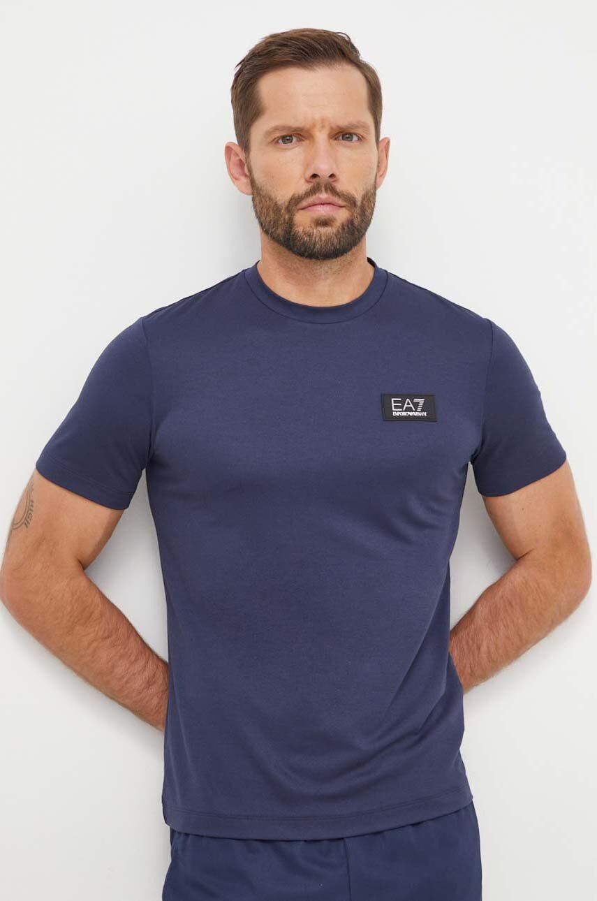 EA7 Emporio Armani tricou barbati, culoarea albastru marin, neted EA7 Emporio Armani tricou barbati, culoarea albastru marin, neted