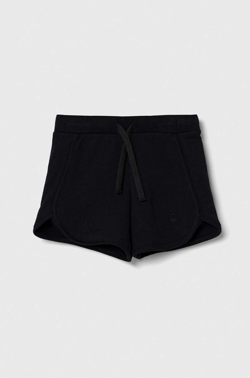 United Colors of Benetton pantaloni scurți din bumbac pentru copii culoarea negru, neted, talie reglabila United Colors of Benetton pantaloni scurți din bumbac pentru copii culoarea negru, neted, talie reglabila