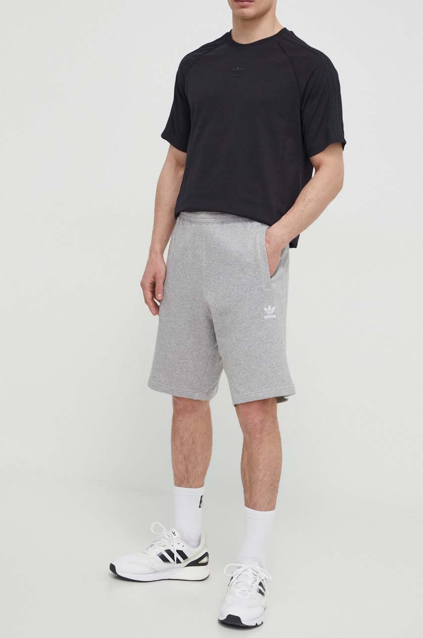 adidas Originals pantaloni scurți din bumbac Essential culoarea gri, melanj, IR6848 adidas Originals pantaloni scurți din bumbac Essential culoarea gri, melanj, IR6848