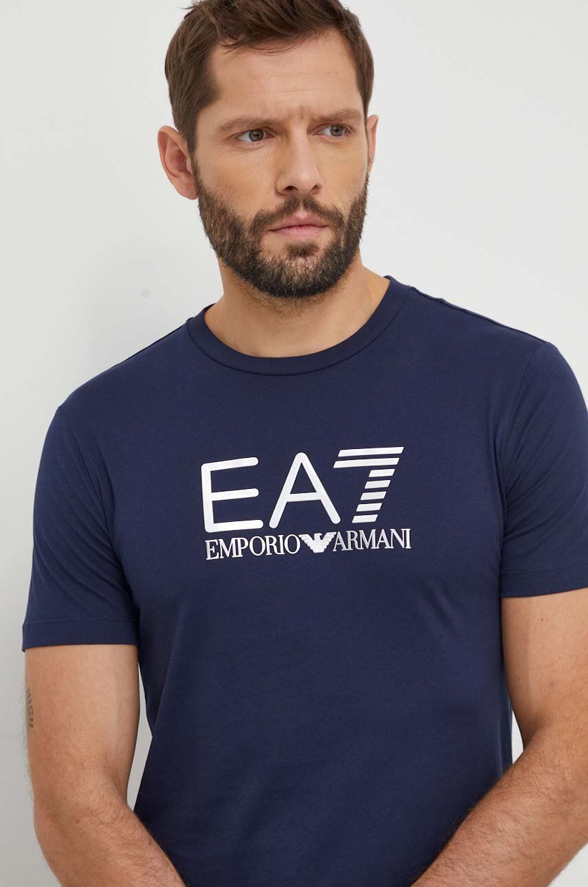 EA7 Emporio Armani tricou din bumbac barbati, culoarea albastru marin, cu imprimeu EA7 Emporio Armani tricou din bumbac barbati, culoarea albastru marin, cu imprimeu