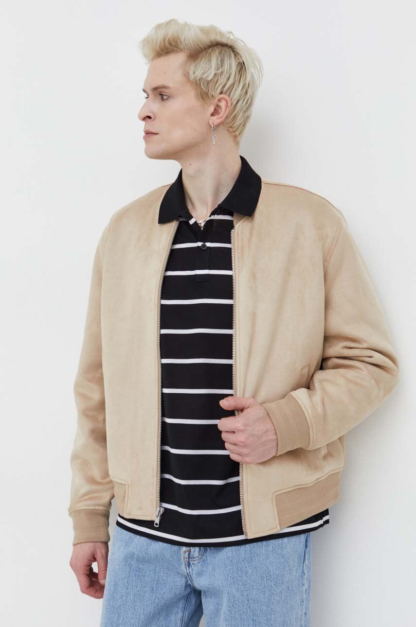 Abercrombie & Fitch geaca bomber barbati, culoarea bej, de tranzitie Abercrombie & Fitch geaca bomber barbati, culoarea bej, de tranzitie