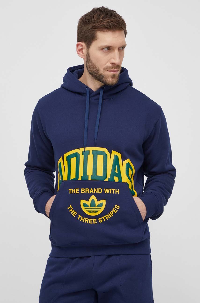 adidas Originals bluză bărbați, culoarea bleumarin, cu glugă, cu imprimeu IS0235 adidas Originals bluză bărbați, culoarea bleumarin, cu glugă, cu imprimeu IS0235
