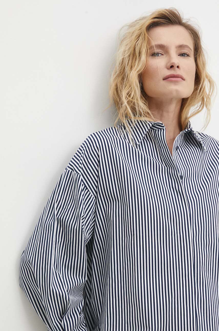 Answear Lab camasa din bumbac femei, culoarea albastru marin, cu guler clasic, relaxed Answear Lab camasa din bumbac femei, culoarea albastru marin, cu guler clasic, relaxed