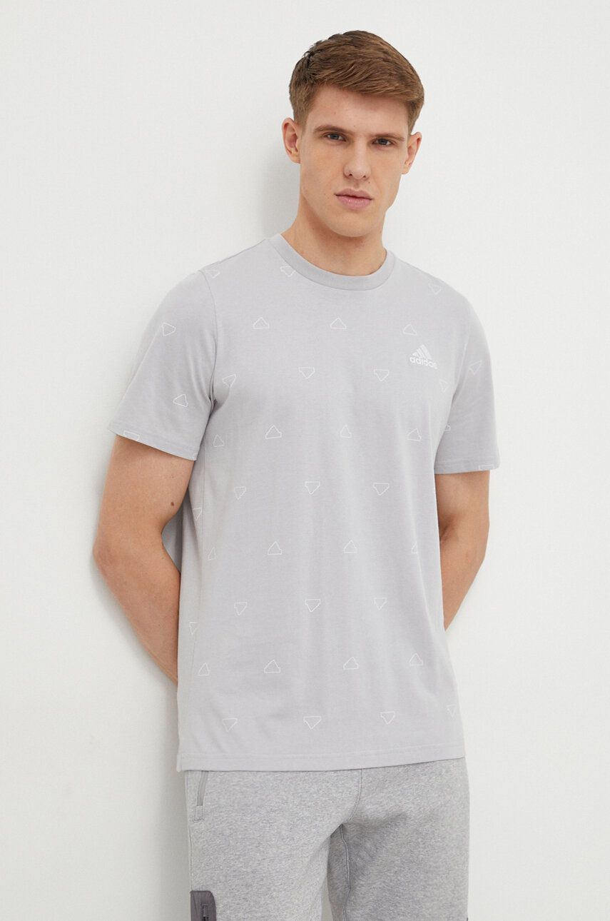 adidas tricou din bumbac bărbați, culoarea gri, cu imprimeu IS1827 adidas tricou din bumbac bărbați, culoarea gri, cu imprimeu IS1827