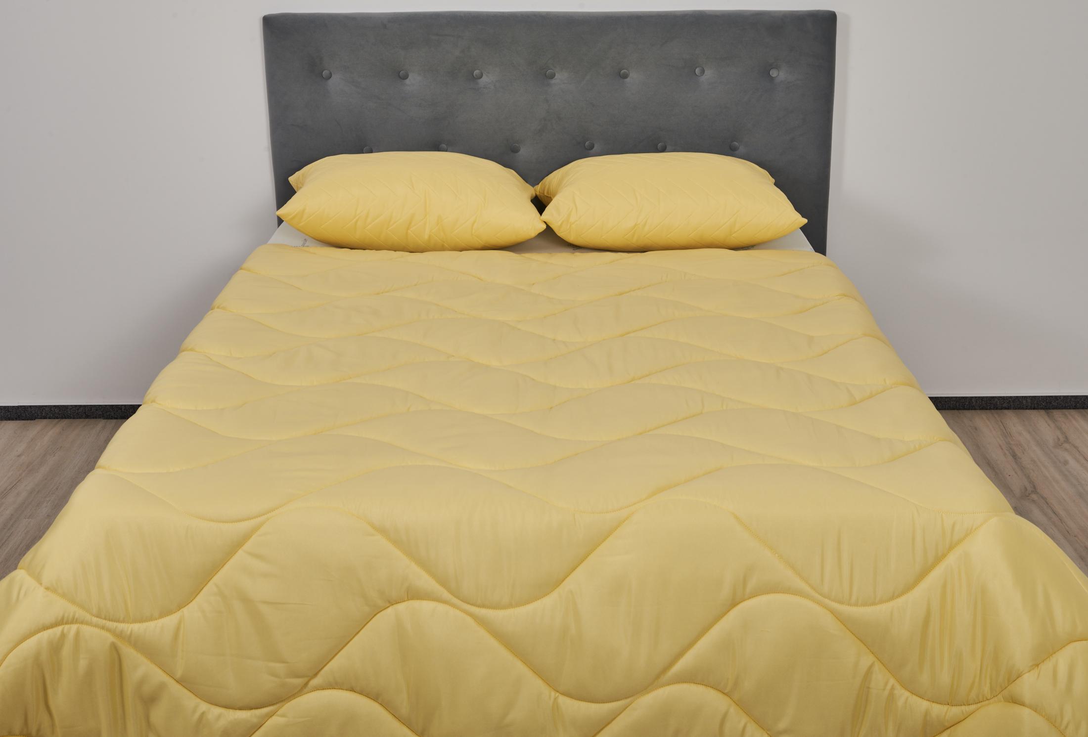 Pilota microfibra SomnART Coral Galbena, Fill 300 g/mp, 180x200 cm Pilota microfibra SomnART Coral Galbena, Fill 300 g/mp, 180x200 cm