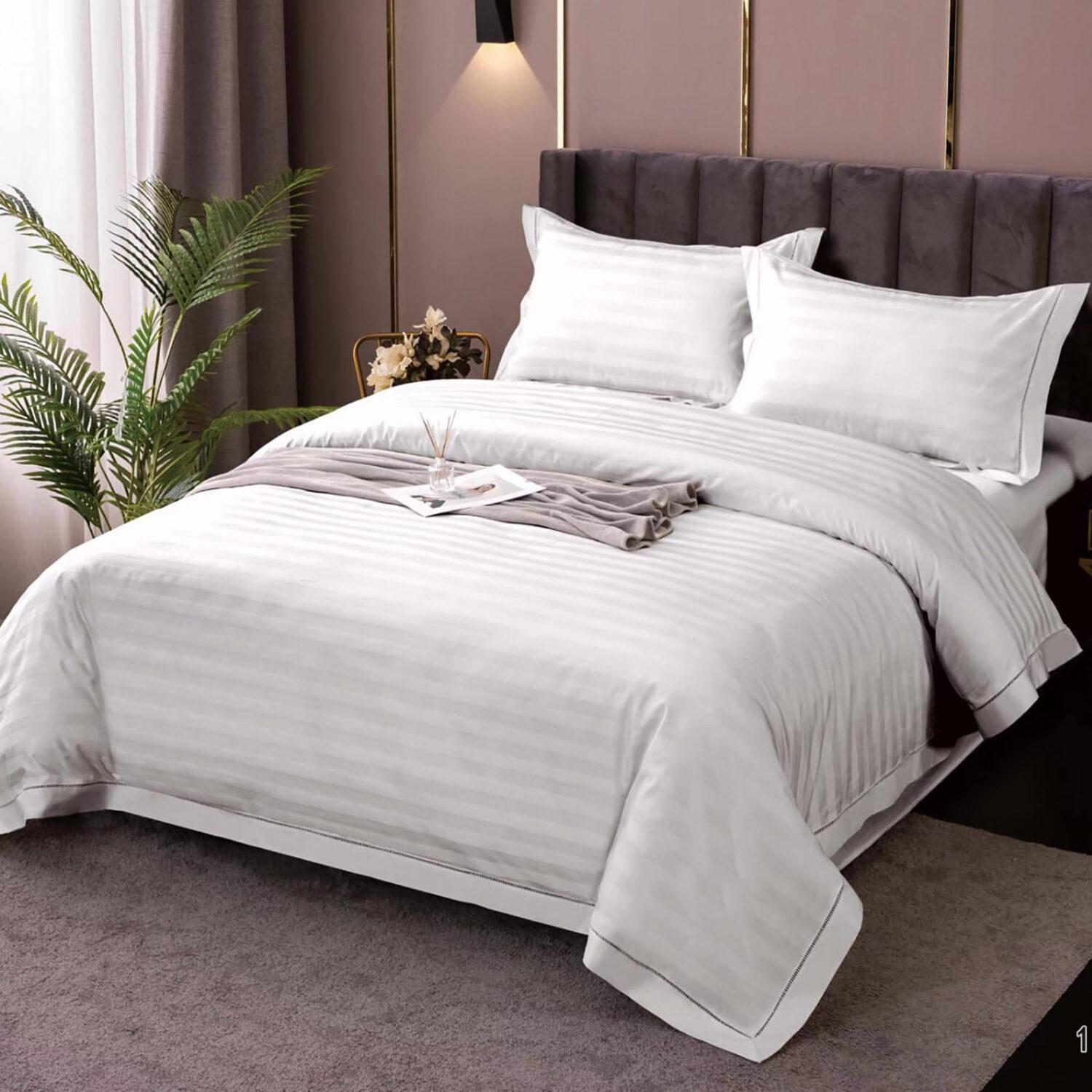 Set lenjerie de pat pentru 2 persoane XXL, Bumbac Damasc Policotton, 4 piese, Cearceaf pat 230x260, Cearceaf pilota 220x200, Fete de perne 50x70 x 2, Bej Set lenjerie de pat pentru 2 persoane XXL, Bumbac Damasc Policotton, 4 piese, Cearceaf pat 230x260, Cearceaf pilota 220x200, Fete de perne 50x70 x 2, Bej