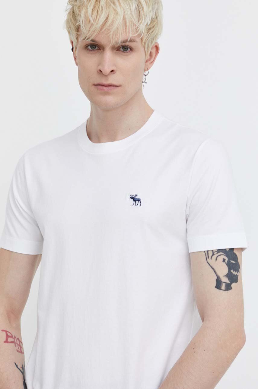 Abercrombie & Fitch tricou din bumbac barbati, culoarea alb, neted Abercrombie & Fitch tricou din bumbac barbati, culoarea alb, neted