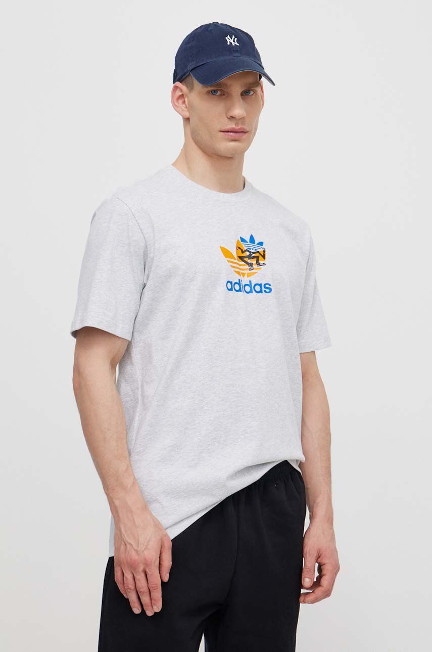 adidas Originals tricou din bumbac barbati, culoarea gri, cu imprimeu, IS2912 adidas Originals tricou din bumbac barbati, culoarea gri, cu imprimeu, IS2912
