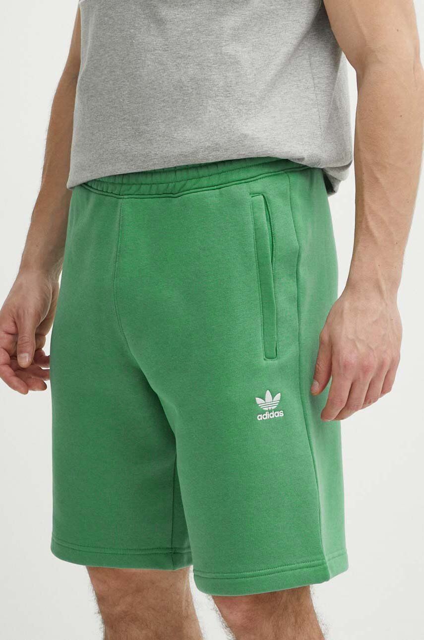 adidas Originals pantaloni scurti barbati, culoarea verde, IU2355 adidas Originals pantaloni scurti barbati, culoarea verde, IU2355