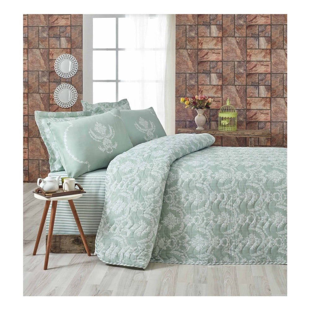 Set cuvertură matlasată și 2 fețe de pernă Mijolnir Pure Water Green, 200 x 220 cm Set cuvertură matlasată și 2 fețe de pernă Mijolnir Pure Water Green, 200 x 220 cm