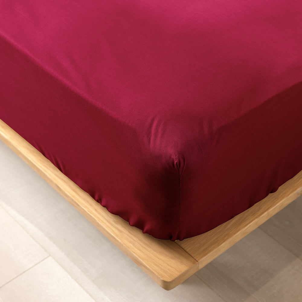 Cearceaf roșu din bumbac organic cu elastic 140x190 cm Biolina – douceur d'intérieur Cearceaf roșu din bumbac organic cu elastic 140x190 cm Biolina – douceur d'intérieur