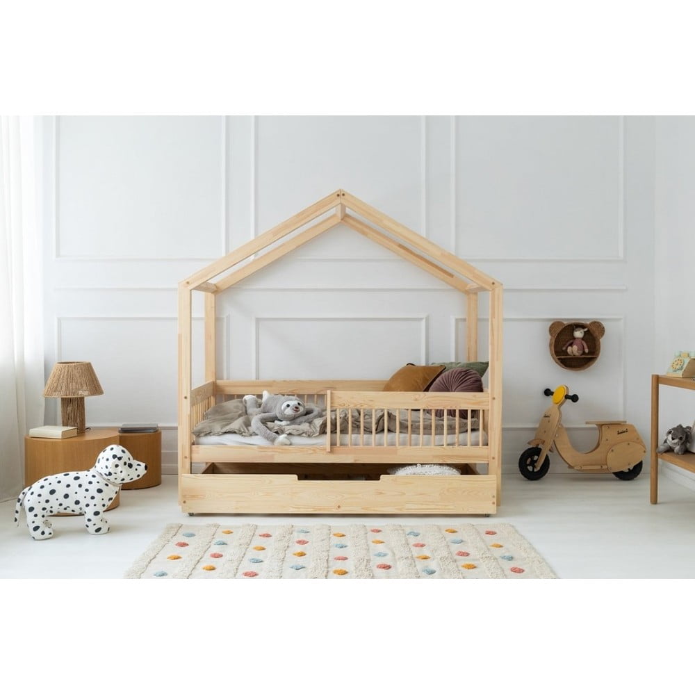 Pat pentru copii în culoare naturală de tip casă/cu extensie suplimentară din lemn de pin cu spațiu de depozitare 70x160 cm Mila RMW – Adeko Pat pentru copii în culoare naturală de tip casă/cu extensie suplimentară din lemn de pin cu spațiu de depozitare 70x160 cm Mila RMW – Adeko