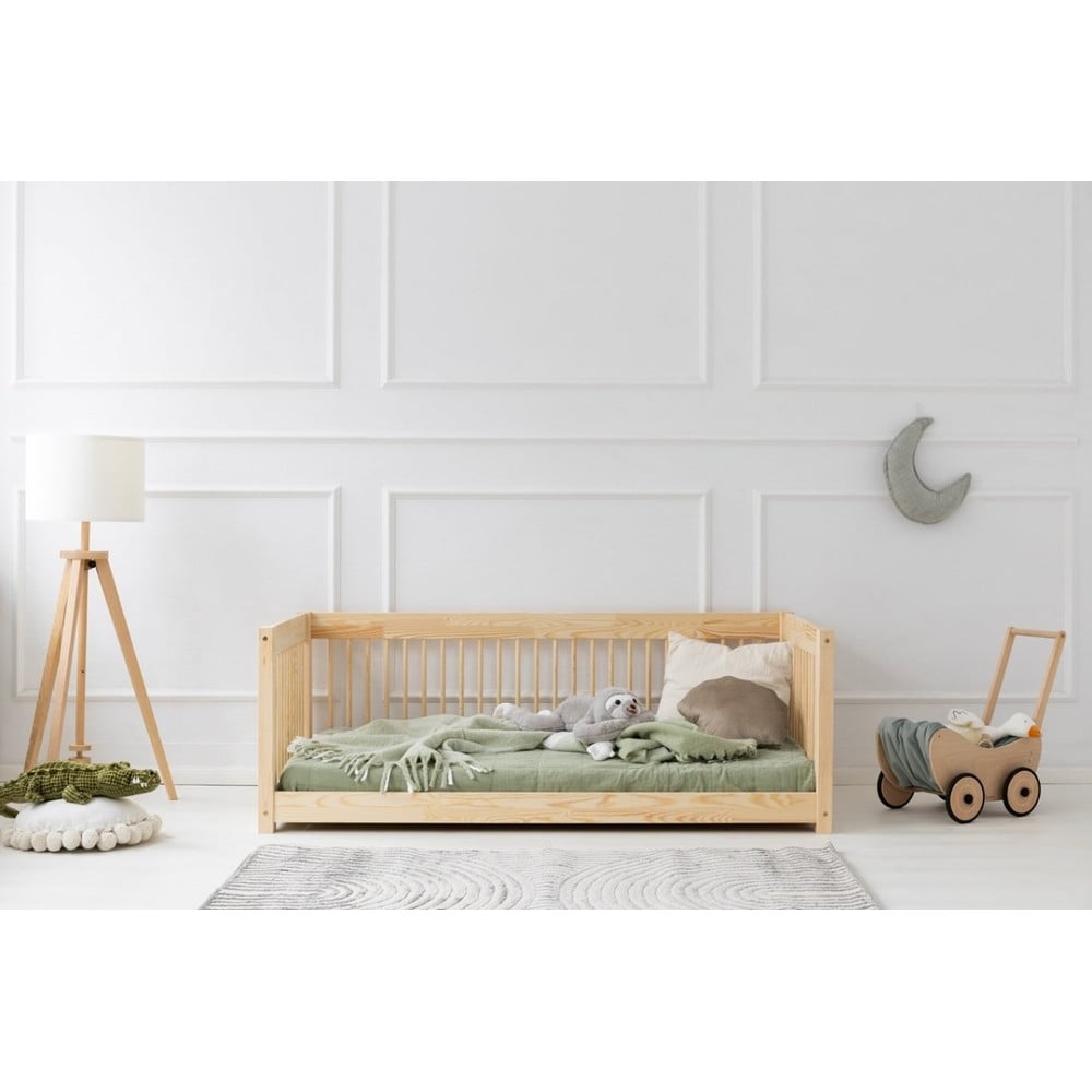 Pat pentru copii în culoare naturală din lemn de pin 90x200 cm Mila CWW – Adeko Pat pentru copii în culoare naturală din lemn de pin 90x200 cm Mila CWW – Adeko