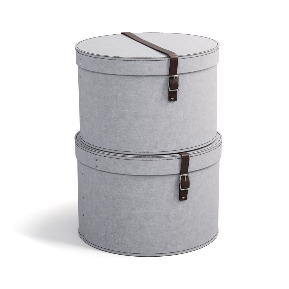 Cutii de depozitare gri-deschis 2 buc. din carton cu capac ø 37,5x25,5 cm Rut – Bigso Box of Sweden Cutii de depozitare gri-deschis 2 buc. din carton cu capac ø 37,5x25,5 cm Rut – Bigso Box of Sweden