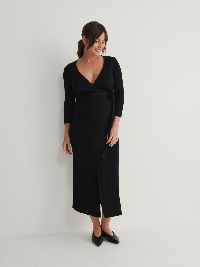 Rochie din jerseu, petrecuta in fata - negru Rochie din jerseu, petrecuta in fata - negru