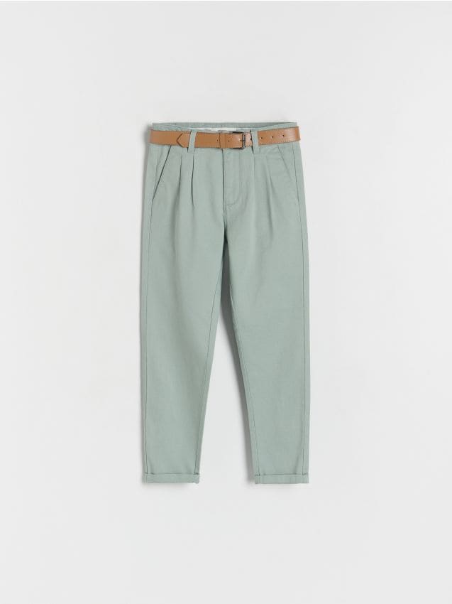 Pantaloni chino din material structurat, cu curea - verde-pal Pantaloni chino din material structurat, cu curea - verde-pal