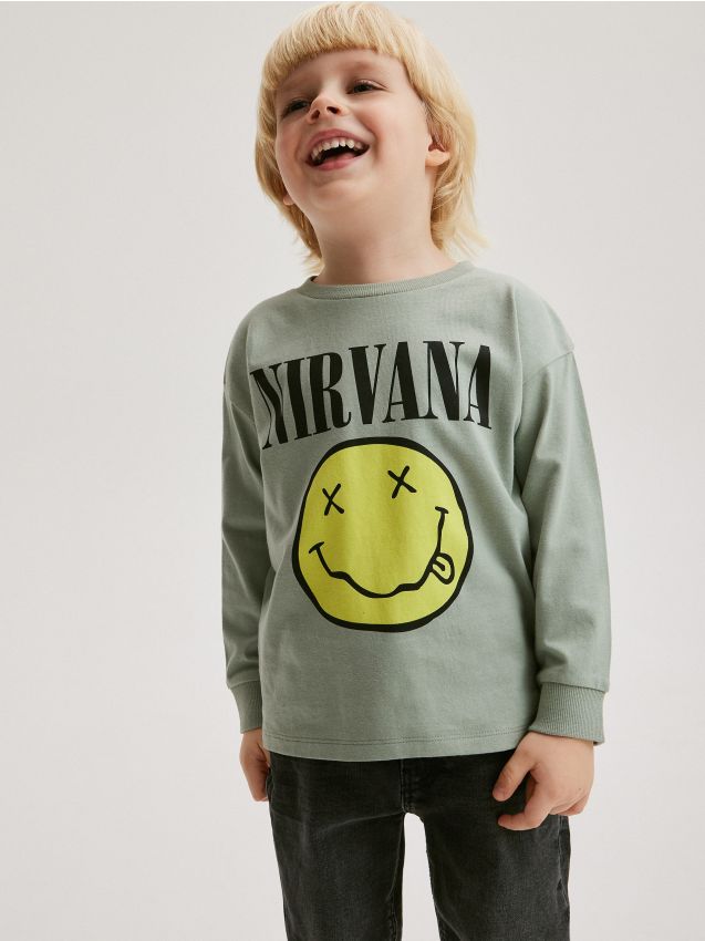 Tricou oversized Nirvana cu maneca lunga - verde-pal Tricou oversized Nirvana cu maneca lunga - verde-pal
