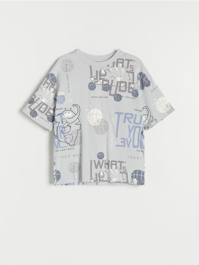 Tricou cu imprimeu all over - gri deschis Tricou cu imprimeu all over - gri deschis