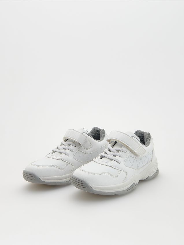 Pantofi sport cu prindere cu scai - alb Pantofi sport cu prindere cu scai - alb