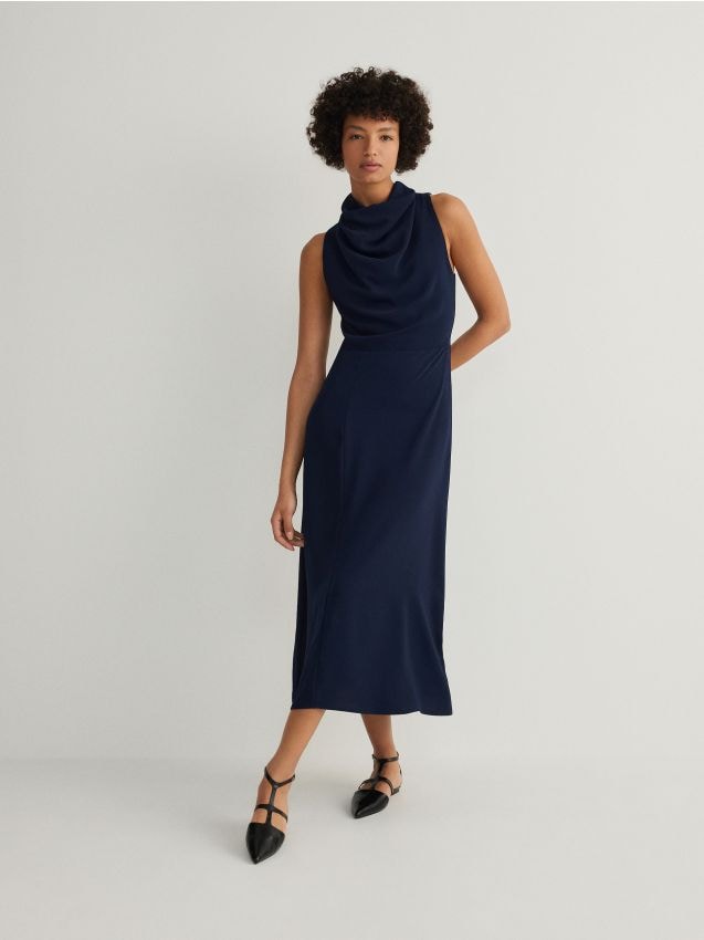 Rochie midi cu decolteu tip halter - bleumarin Rochie midi cu decolteu tip halter - bleumarin