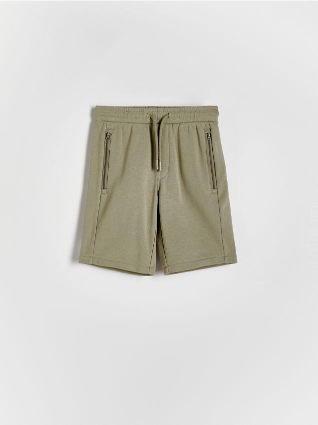 Pantaloni scurti cu buzunare si continut ridicat de bumbac - verde-maroniu Pantaloni scurti cu buzunare si continut ridicat de bumbac - verde-maroniu