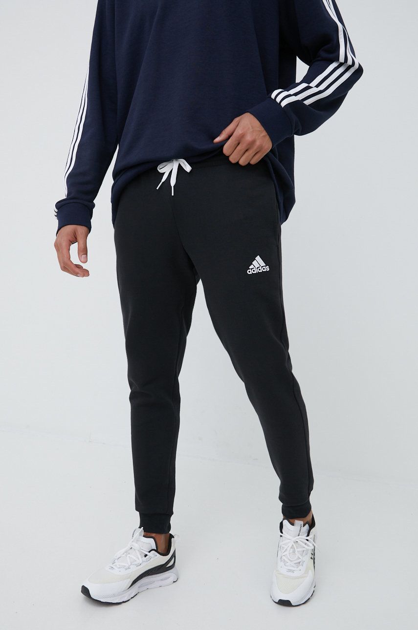 adidas Performance pantaloni de trening Entrada 22 HB0574 bărbați, culoarea negru, uni HB0574 adidas Performance pantaloni de trening Entrada 22 HB0574 bărbați, culoarea negru, uni HB0574